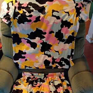 Forever 21 Multicolor Camo Print Tee and Shorts Set